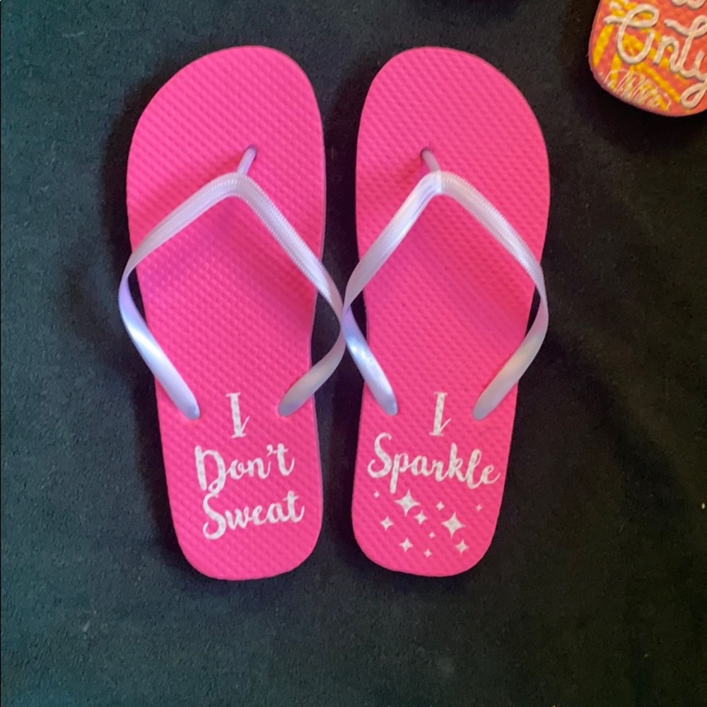 Flip Flops - Picture 2 of 4